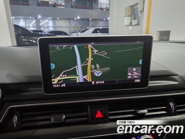 Audi A4 2019 — Şəkil 18/20