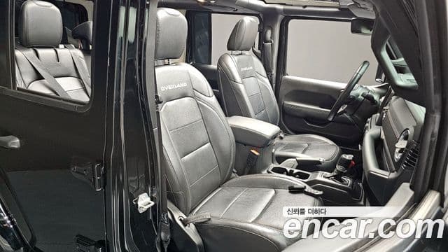 Jeep Wrangler 2022 — Şəkil 12/20