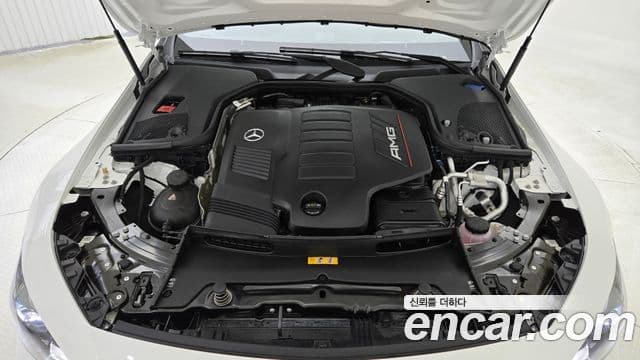 Mercedes-Benz AMG GT 2025 — ფოტო 5/17
