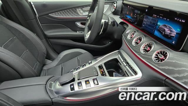 Mercedes-Benz AMG GT 2025 — ფოტო 7/17