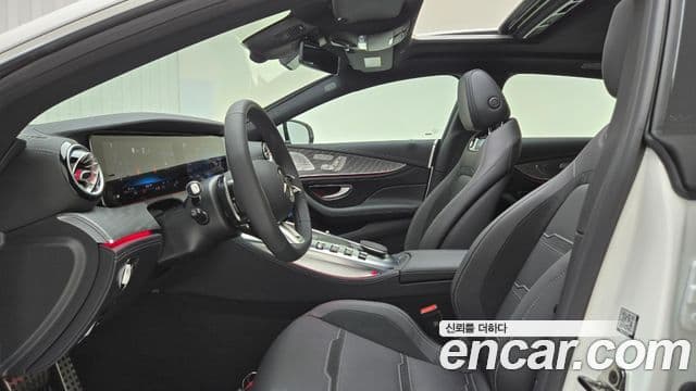 Mercedes-Benz AMG GT 2025 — ფოტო 14/17