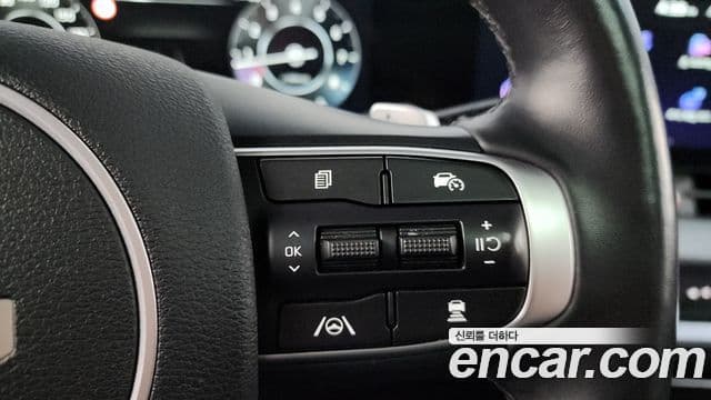 Kia Sportage 2021 — ფოტო 15/20