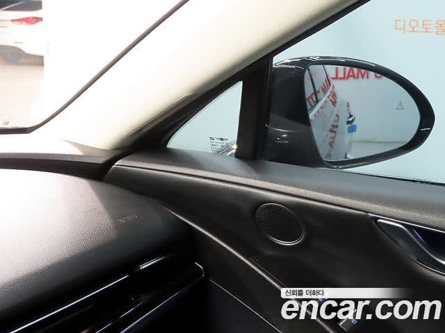 Genesis G80 2022 — Photo 19/20