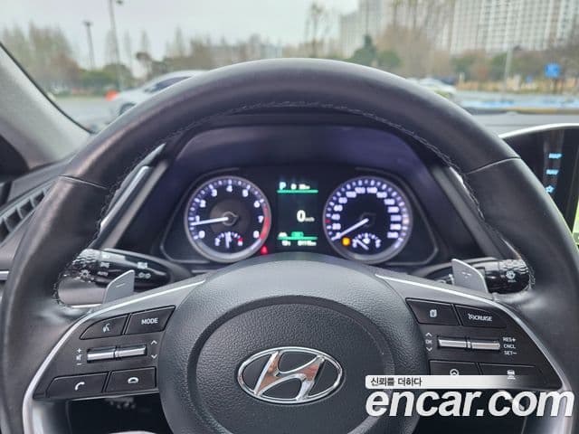 Hyundai Sonata 2022 — Фото 7/20