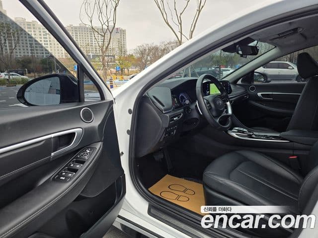 Hyundai Sonata 2022 — Фото 15/20