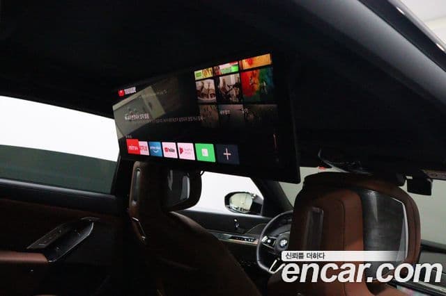 BMW 7 Series 2024 — Photo 3/20