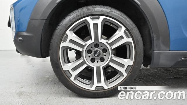 Mini Cooper S Countryman 2023 — ფოტო 5/20