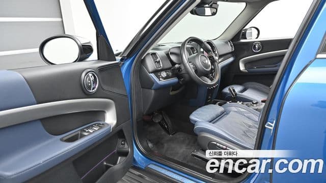 Mini Cooper S Countryman 2023 — ფოტო 11/20