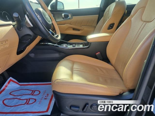 Kia Sorento 2022 — Şəkil 13/20