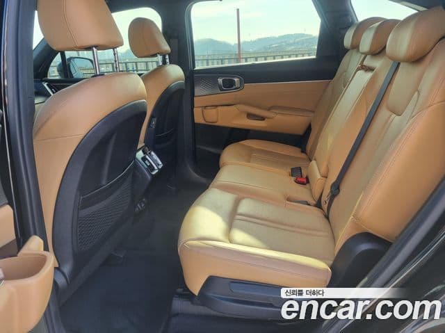 Kia Sorento 2022 — Şəkil 14/20