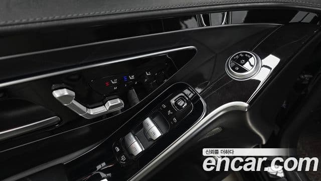 Mercedes-Benz S-Class 2021 — Photo 16/39