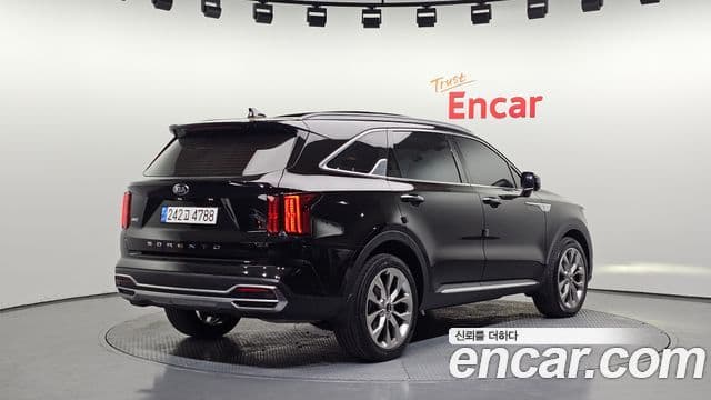 Kia Sorento 2021 — Şəkil 2/20