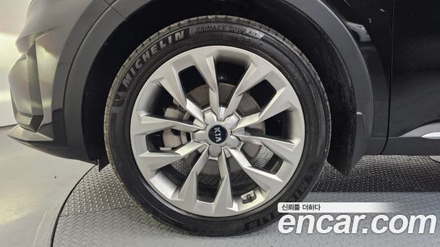 Kia Sorento 2021 — фото 5 из 20