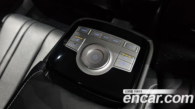 Genesis G80 2021 — Photo 13/30