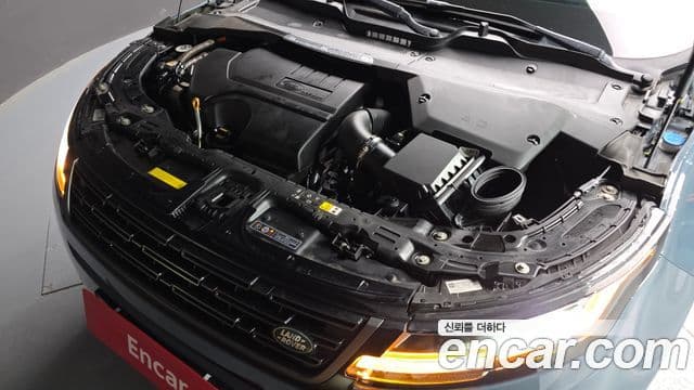 Land Rover Range Rover Evoque 2024 — ფოტო 6/20