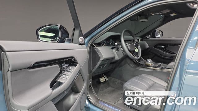 Land Rover Range Rover Evoque 2024 — ფოტო 10/20