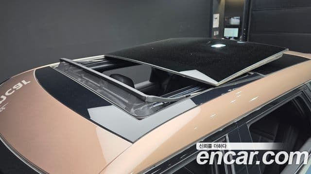 Land Rover Range Rover Evoque 2024 — ფოტო 19/20