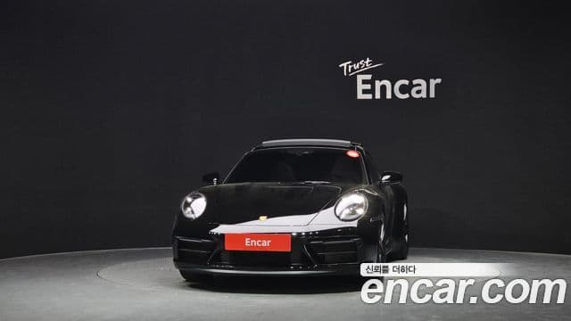 Porsche 911 2023 — ფოტო 2/20