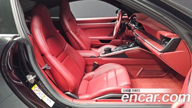 Porsche 911 2023 — ფოტო 10/20