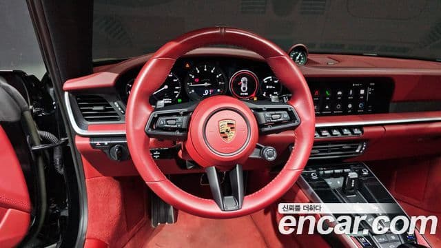Porsche 911 2023 — ფოტო 11/20