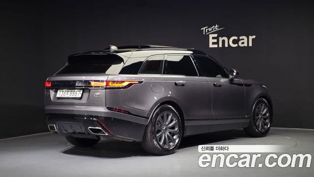 Land Rover Range Rover Velar 2019 — Photo 21/33