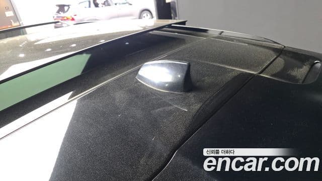 Land Rover Range Rover Velar 2019 — Photo 26/33