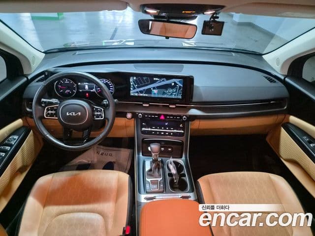 Kia Carnival 2023 — Şəkil 12/20