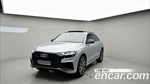 Audi Q8 2021 — Şəkil 1/20