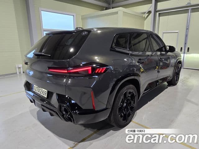 BMW XM 2023 — ფოტო 1/20