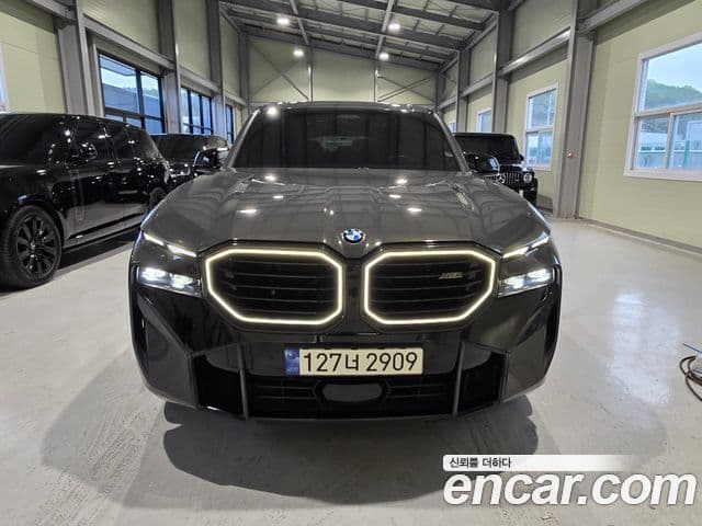 BMW XM 2023 — ფოტო 2/20