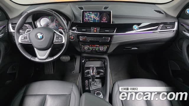 BMW X1 2022 — ფოტო 7/20