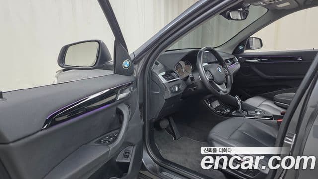 BMW X1 2022 — ფოტო 10/20