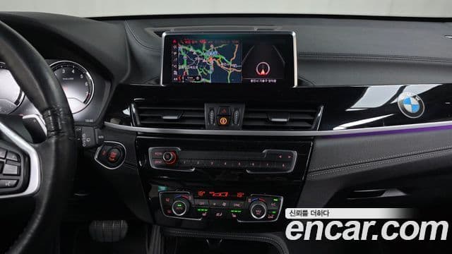 BMW X1 2022 — ფოტო 14/20