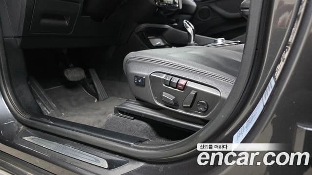 BMW X1 2022 — фото 18 из 20