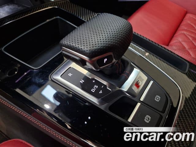 Audi SQ5 2023 — ფოტო 18/20