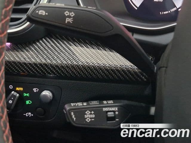 Audi SQ5 2023 — ფოტო 20/20