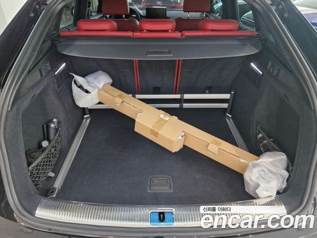 Audi SQ5 2023 — ფოტო 9/20