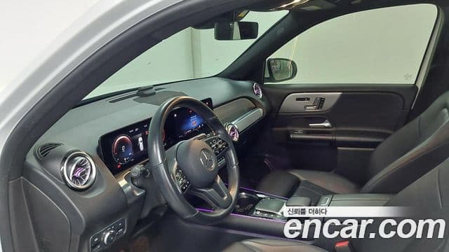 Mercedes-Benz GLB-Class 2021 — Şəkil 13/20