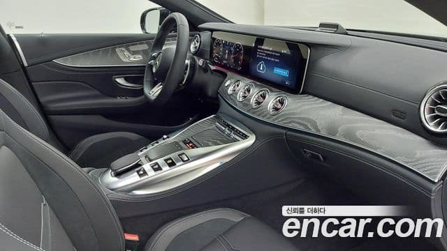 Mercedes-Benz AMG GT 2025 — Şəkil 8/20