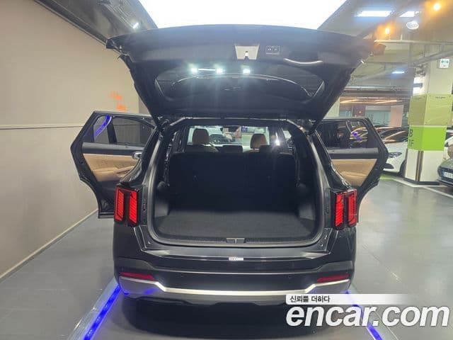 Kia Sorento 2024 — Şəkil 18/20
