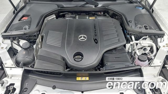Mercedes-Benz E-Class 2023 — Фото 5/20