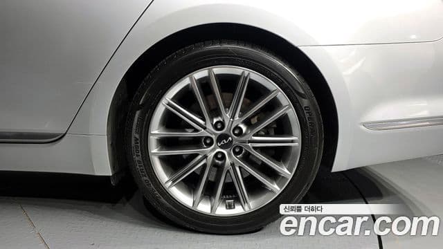 Kia The K9 2021 — Photo 37/39