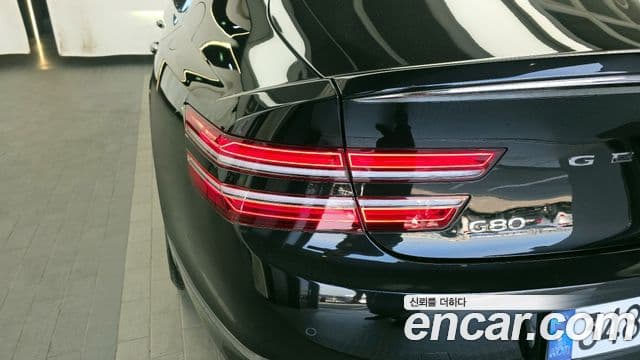 Genesis G80 2021 — Photo 12/34
