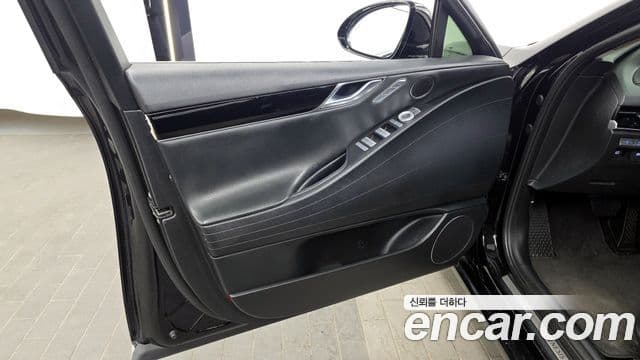 Genesis G80 2021 — Photo 27/34