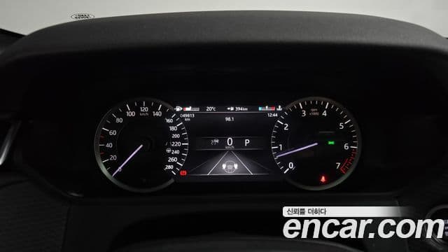 Land Rover Range Rover Velar 2023 — Şəkil 8/20