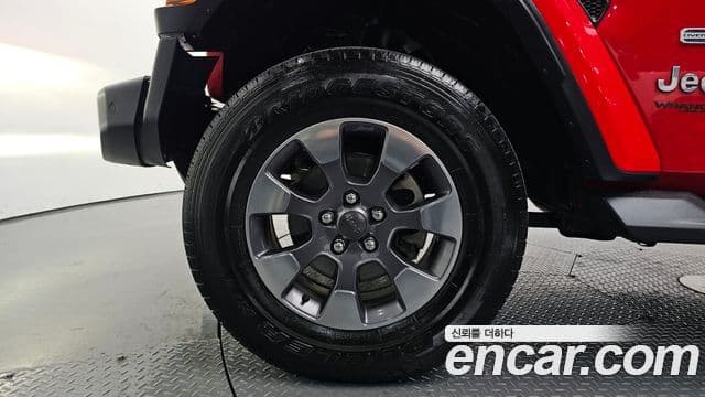 Jeep Wrangler 2019 — Şəkil 5/20