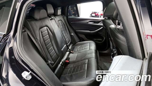 BMW X4 2021 — Фото 11/20
