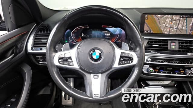 BMW X4 2021 — Фото 14/20