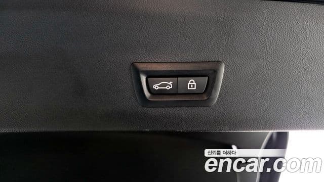 BMW X4 2021 — Фото 17/20
