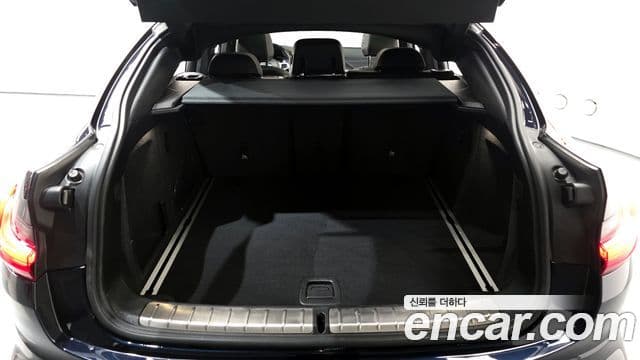 BMW X4 2021 — Фото 18/20